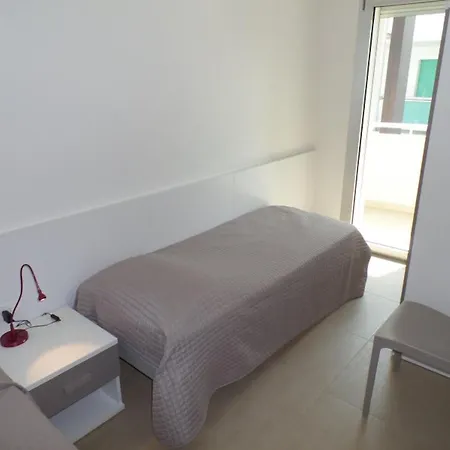 Spacious With Terrace Apartment Bibione