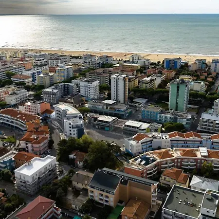 Apartment Spacious With Terrace Bibione